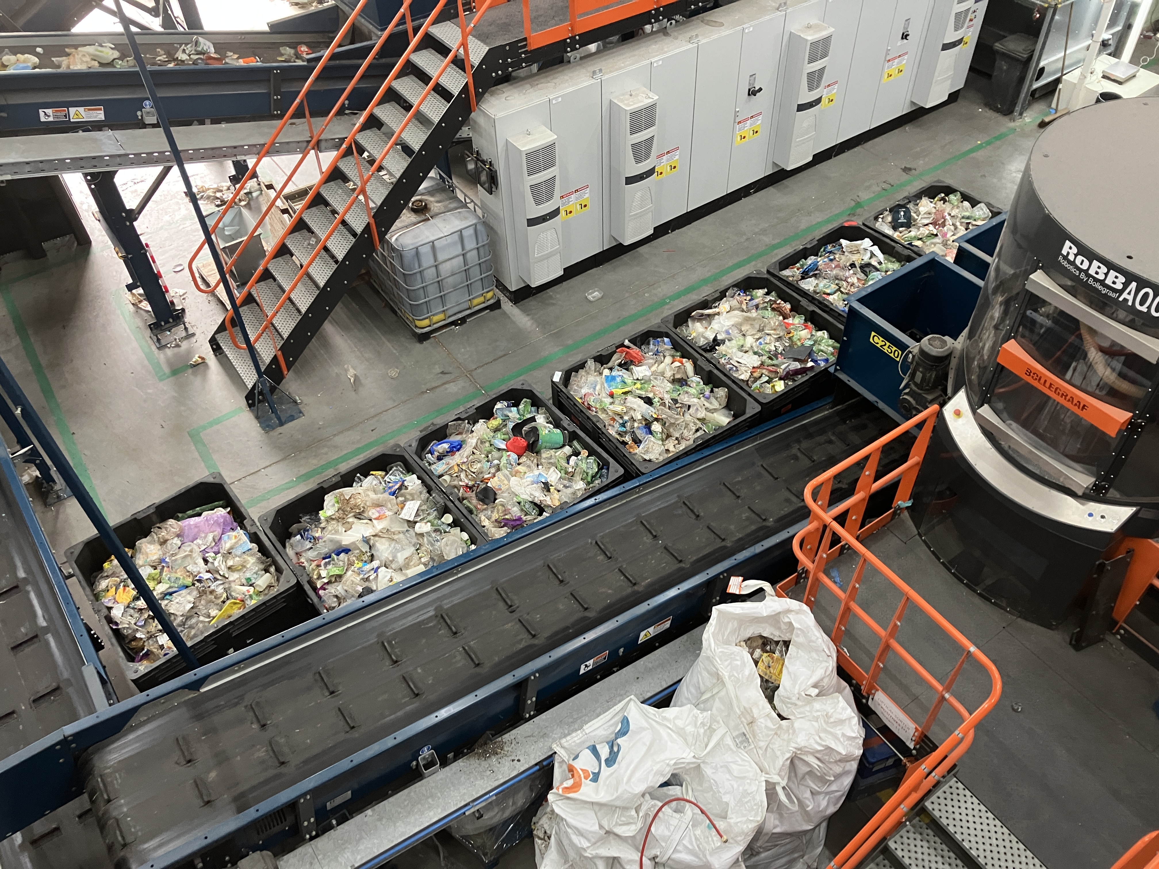 Input materials are ready for sorting. Author: Jan Pels, TORWASH