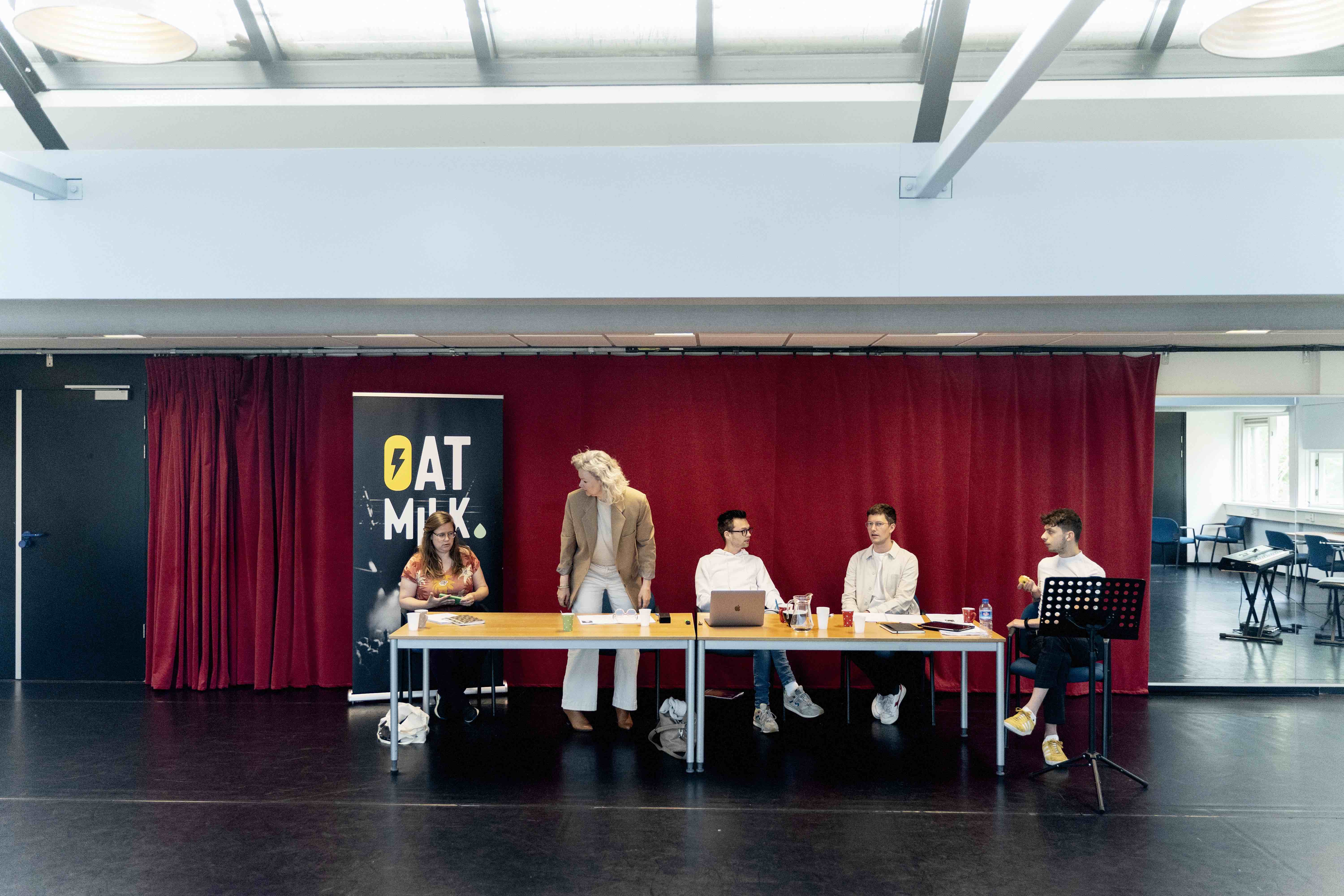 Feature: THEATER-STARTUP MAAKT NIEUWE MUSICAL BEFORE AFTER  Image