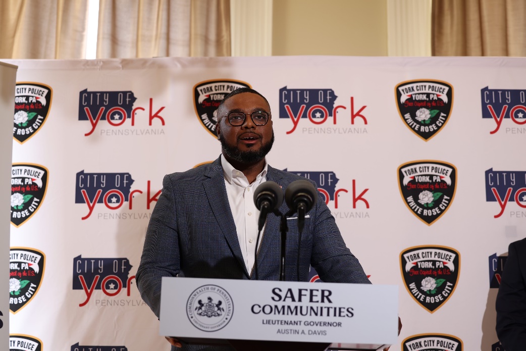 Lt. Gov. Austin Davis speaks at a news conference in York